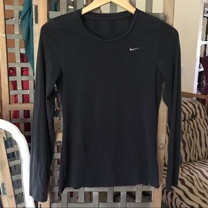 Black cotton spandex long sleeve active t-shirt